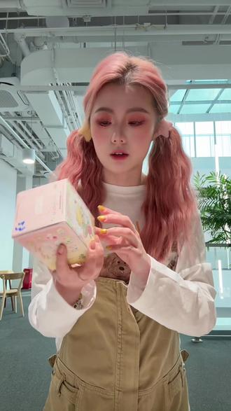 不er
你怎么知道Dimoo瞬间的奇遇我手办和小夜灯一个款啊
哈哈哈哈哈哈