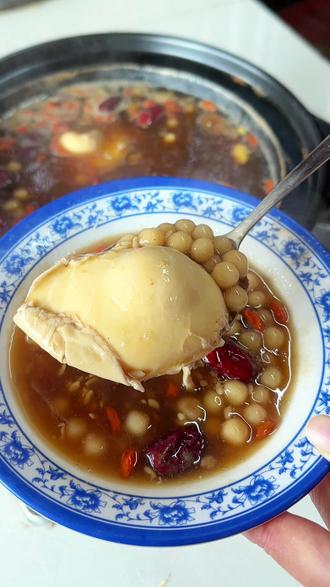 冬天的幸福就是来上一碗酒酿小圆子,暖暖乎乎的暖心又暖胃#抖音美食创作者 #酒酿圆子 #暖心又暖胃的汤