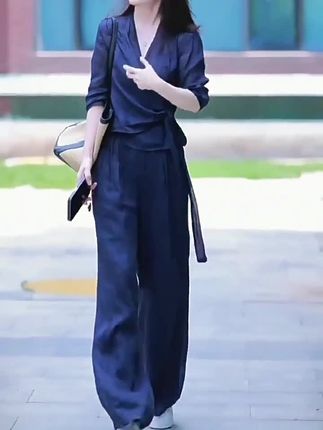 高级感苎麻时尚套装女2025春夏季新款v领洋气衬衫系带上衣+阔腿裤#简约高级感 #清新穿搭 #轻奢时尚 #自然系穿搭 #优雅气质穿搭