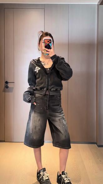今日OOTD 这个中裤短裤好好看啊 帅的很随意#中裤短裤 #女装测评 #女装穿搭