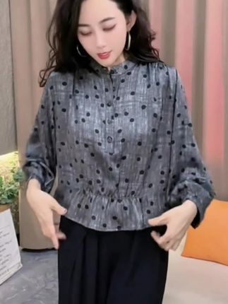 老钱风秋季新款褶皱波点立领衬衫,女洋气百搭宽松显瘦长袖小衫#减龄显瘦穿搭 #早秋穿搭 #洋气小衫 #谁穿谁漂亮 #时尚气质穿搭