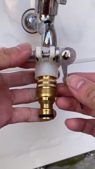 洗衣机水龙头转换器多功能转接头台盆洗车水枪水管多用途转换配件