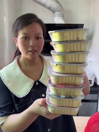 今天心情好🙂给海南仔来个下8+1的,天海藏家的小龙虾尾真是绝了,味道巴适,肉质鲜美,喜欢吃小龙虾别错过咯…随便加点配菜就是一道上桌菜!#家常菜 #简简单单一顿家常便饭 #日常分享