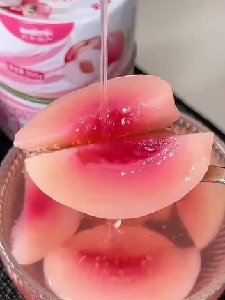 丹东特产冰点毛桃,酸酸甜甜的太好吃了😋#太好吃了 #好吃到停不下来 #快来一起尝个鲜 #美味可口 #吃货必备