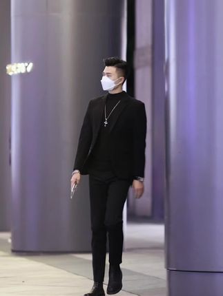 冬季白色小西装外套男款爆款2025新款痞帅加厚保暖休闲西服外套