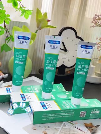 #万医生小苏打牙膏#爱牙护牙 #口腔健康 #清新口气牙膏推荐 #牙膏