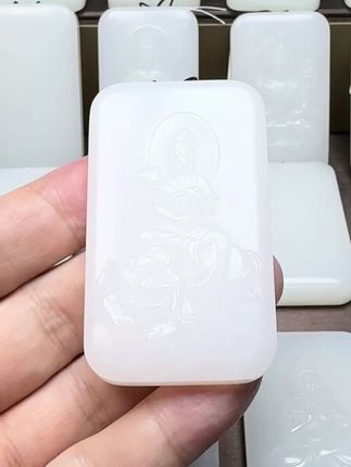 源头工厂品质保证一件也是拿货价 #珠宝首饰 #玉器收藏 #平安无事牌 #和田玉直播#翡翠直播