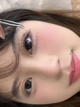 天呐!新品夏日蓝眼泪睫毛,怎么能设计出这么自然又绽放的款式,直接硬控我一分钟!#睫毛分享#人人都可以是睫毛精 #仙女必备