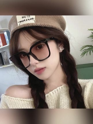 #修饰脸型 #素颜神器 #颜值好物 #落日眼镜 #腮红眼镜 时尚大框显瘦落日腮红镜  落日腮红墨镜女圆脸显瘦网红款素颜神器拍照防紫外线韩版太阳眼镜