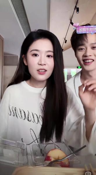 太幽默了,柯淳的笑真的会被传染,第二十五时区的情书得多甜🍬#柯淳 #第二十五时区的情书 #柯淳沈逸 #柯淳第二十五时区的情书 #向全世界安利柯淳