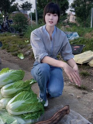 保佑看视频的视频的这个人,一生无病无灾@云南小萌萌每晚九点开播