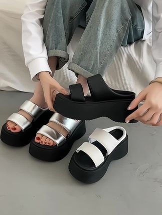 厚底增高凉拖鞋女夏季外穿2025新款配裙子女士百搭坡跟沙滩一字拖#时尚美鞋 #新款女鞋 #美鞋推荐 #夏季穿搭 #夏季凉鞋