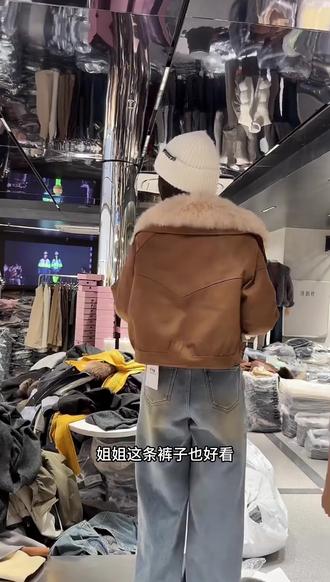 秋冬新款加绒牛仔裤#牛仔裤 #韩系穿搭 #加绒牛仔裤 #秋冬穿搭