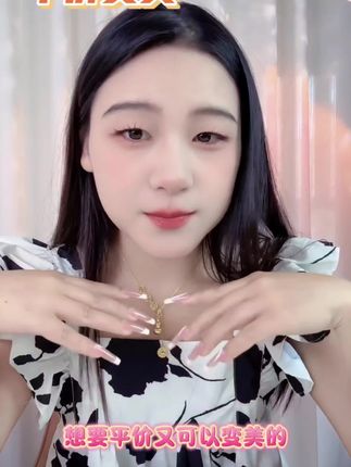 钛钢中式风葫芦吊坠,耐看又显贵,寓意也很美好。#高级感 #仙女必备 #时尚饰品 #项链控 #新中式国风