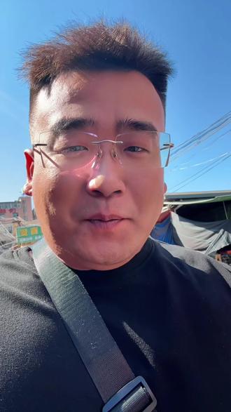 #云南水果#昆明水果批发市场 #水果测评 到云南昆明怎么能不来昆明最大的水果批发市场看看呢