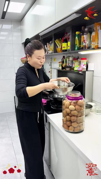 鸡蛋的这个吃法一定要学会,简单方便,经济实惠 #腌蛋 #美食教程 #农村生活