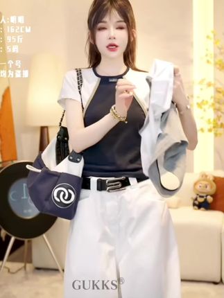 2025夏季新款小众减龄撞色短袖T恤上衣女百搭时尚上衣#穿出你的时尚你的感觉