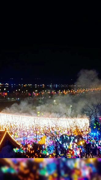 🎆逛灯展,看烟花
祝大家元宵节快乐🏮
#池神庙千灯