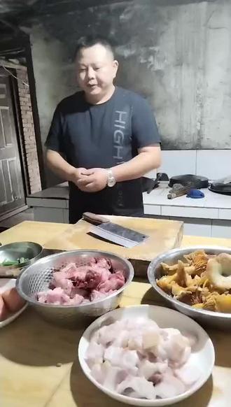 汤鲜味美,你学会了吗?九月香炖排骨#纯天然绿色食品