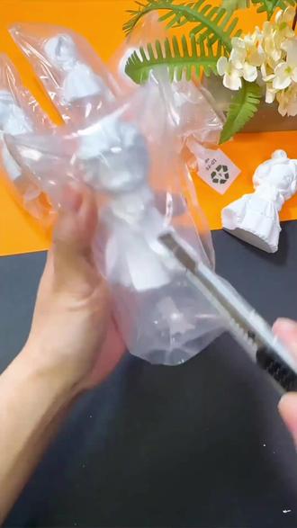 【清仓出12个公主】石膏娃娃涂色儿童手工DIY制作玩具 #石膏娃娃 #画画 #亲子手工 #公主石膏娃娃