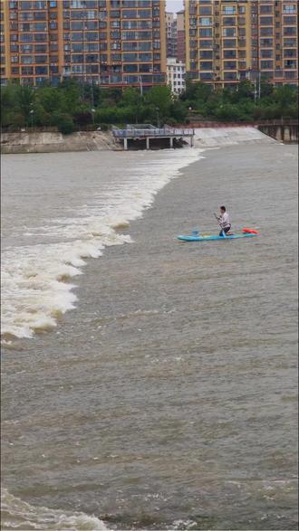 桨板漂流 5月18号 雨后涨水 2026年桨板第一漂 激流挑战 #水上运动 #桨板 #暴雨后的江河 #户外运动