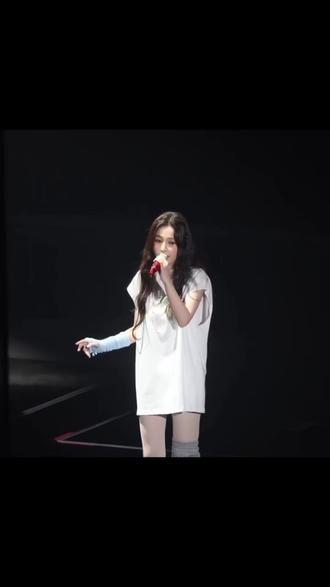 全开麦?不得不说 虞书欣唱歌的声音和说话的声音真的很不一样#虞书欣 #雨爱