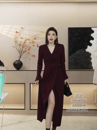 【办公室画廊】优雅通勤V领褶皱收腰喇叭袖中长连衣裙HBZX710033#面料柔软舒适 #好穿又好搭