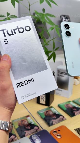 保护摄像头让#红米turbo5 秒变阳光橙#红米turbo5max 背板流光手感舒服#防摔手机壳 不沾指纹