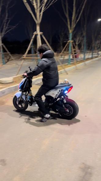 视频结尾有彩蛋#改装文化 #万万板猪x5#狼老表@DOU+上热门