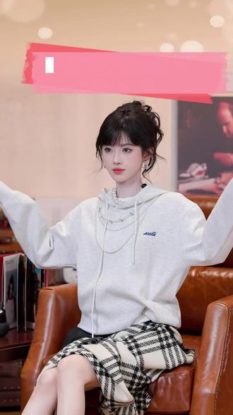 甜酷女孩穿搭模板|小鞠同款avia卫衣 #avia #鞠婧祎avia #穿搭分享 #秋冬穿搭 #卫衣穿搭 