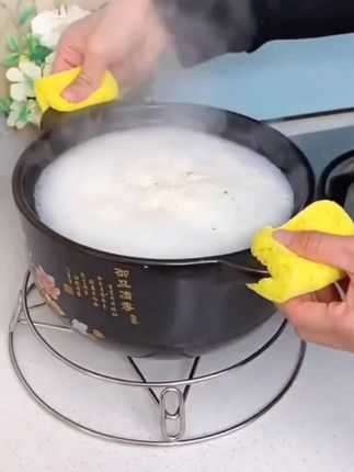 厨房里备上它,再也不拍台面被烫伤了,什么锅都能放,还可以当蒸架,简直太好用了#锅架蒸架二合一 #锅架防烫 #厨房好物