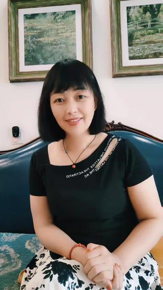 灯不亮,要人拨;事不明,要人说“当局称迷,旁观着清,家有一老,如有一宝。每一位老人,他们的人生阅历、经验、知识,都是我们年轻人所缺乏的。尊敬老人,聆听老人的教诲,往往会令我们的人生少走很多弯路。