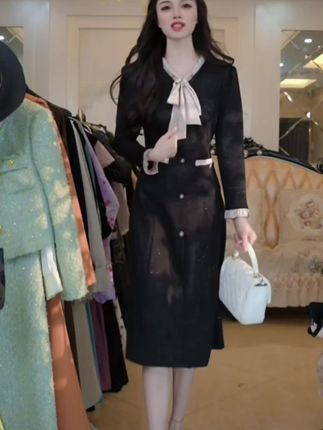 #早秋穿搭 #早秋贵气感穿搭 #说好的随便穿穿去看秀 #早秋穿搭三分钟出门不是梦 #小个子初秋显瘦穿搭