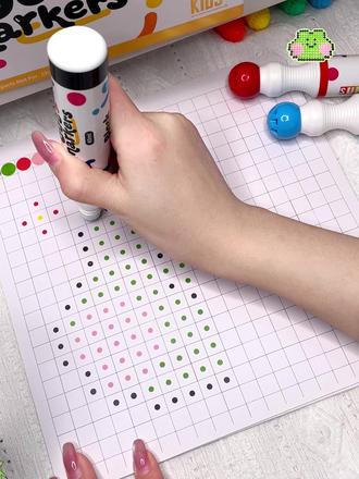 “画”豆!🐸 #像素风 #画笔 #拼豆 #像素画 #手残党