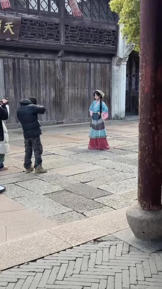 #偶遇网红
偶遇网红@夏不萌🐼 本人是真的可爱
萌萌甜甜的