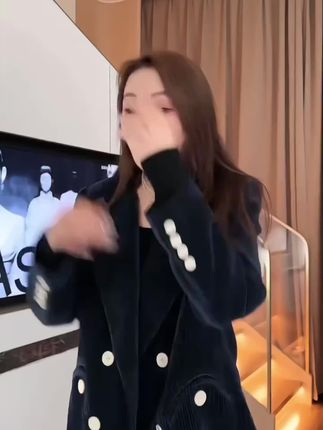 #秋冬穿搭分享 #秋冬新款 #穿出高级感 #轻奢女装 #品质女装