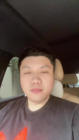 Codex重塑产品工作流程,需求分析,原型绘制,PRD全搞定 最近在用codex做了一个复杂的方案,从需求的分析,原型绘制,PRD的撰写全部Ai完成,交付以后在团队和领导给了很好的反馈,自己一样在用Ai去实践一人公司,去用自己的想法和Ai的能力,去解决流量,产品,变现,欢迎交流#ai #codex #产品经理 #一人公司