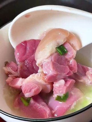 #下饭菜 #德式咸蹄膀 #家常菜 #下酒菜 #超便宜超划算