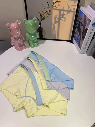 夏天孩子出汗多,内裤就选这种薄薄软软的,刚好#米乐鱼 现在活动特别合适,就像给屁屁敷了一层面膜一样,丝滑裸感简直不要太舒服了~#宝妈分享 #贴身衣物 #超便宜超划算 #种草