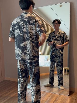 夏天睡觉也要凉快!这套睡衣穿出门也没问题哦~ 这个季节必备!一套搞定居家穿搭,还有运费险!!!