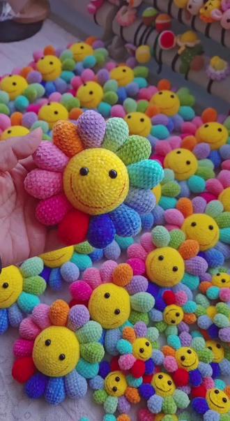 彩色太阳花挂件#毛线钩织 #手工钩织