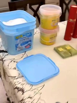 姐妹们各种污渍洗不掉的,你就用这个冷水爆炸盐试试,真的省时省力,超级好用,而且机洗手洗都可以用#爆炸盐真是个好东西 #爆炸盐  #日常用品 #洗护好物 #无限回购的宝藏单品