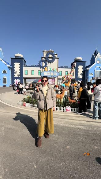 春节遛娃就来米奇王国,可以畅玩一整天,白天到晚上节目不断,刷到的记得左下角先把优惠囤上#米奇王国#遛娃好去处#心心推荐 #春节遛娃#春节