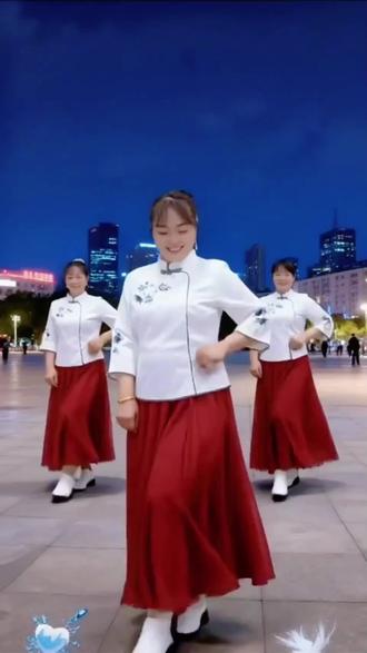 #随变ai随便玩 记录最美的瞬间!🌹🌳