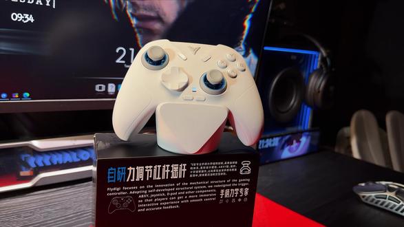 百元价位游戏手柄新卷王飞智冰原狼4,是真是香#飞智 #飞智手柄 #飞智冰原狼4 #游戏手柄 #游戏外设