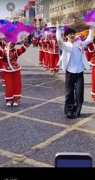 沽源秧歌看红辣椒秧歌队!