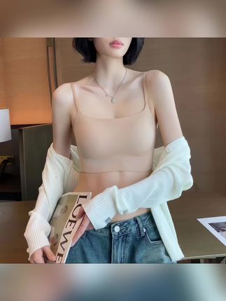粉底液内衣女背心式聚拢防下垂无痕隐形防走光抹胸美背无钢圈文胸#贴身衣物 #女士内衣 #文胸 #美背内衣 @DOU+上热门 @DOU+小助手