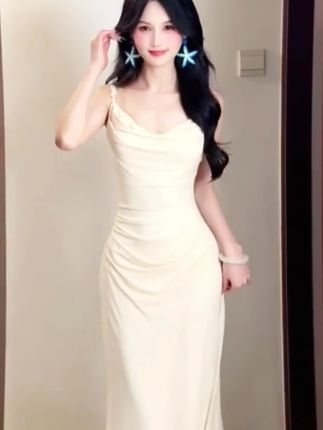#女生魅力全开 #轻熟少女风 #连衣裙#包臀鱼尾裙#显气质