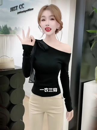 纯欲系美貌小衫 #百搭T恤 #气质 #早秋氛围感穿搭 #显瘦上衣