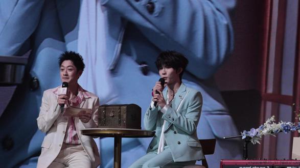 真是要被这个苏新皓萌晕了吧!#苏新皓 #苏新皓生日分享会 #苏新皓全能ace #susu福福 #向全世界安利